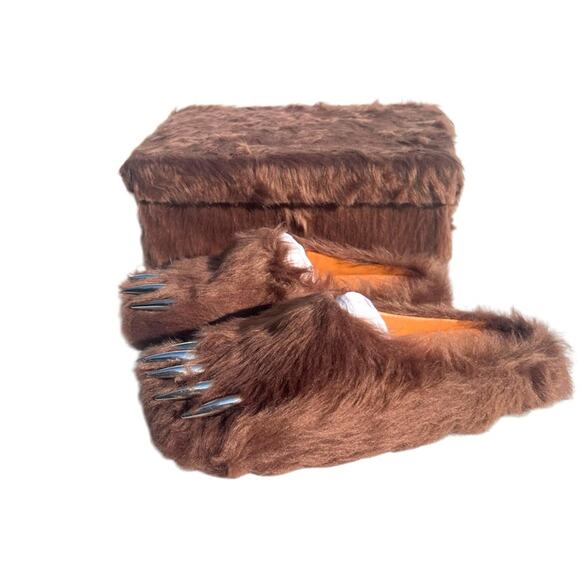 New nwt Bravest studio bearclaw furry slip on shoes 10 bear claw - Picture 3 of 7